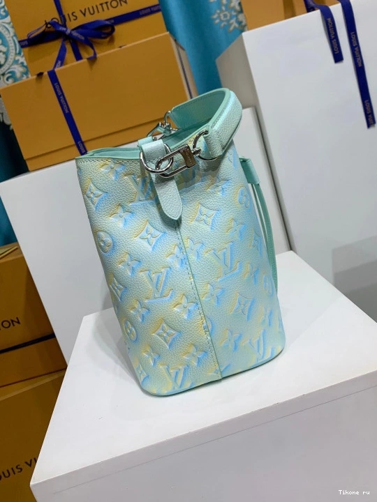 Affordable VUITTON NÉONOÉ LOUIS BB 0728